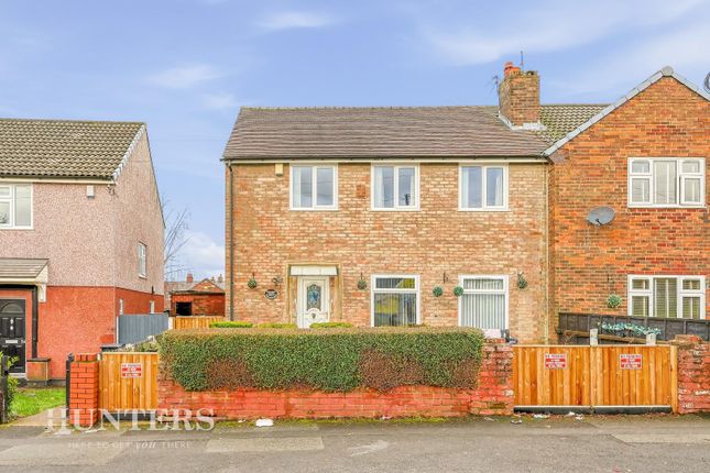 4 bed property, in Elm Road, £250,000