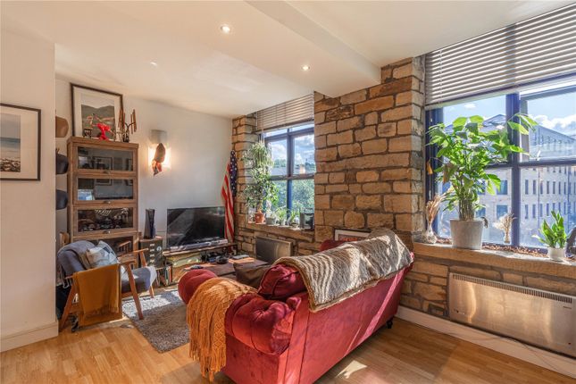 1 bed property, in The Melting Point, £90,000