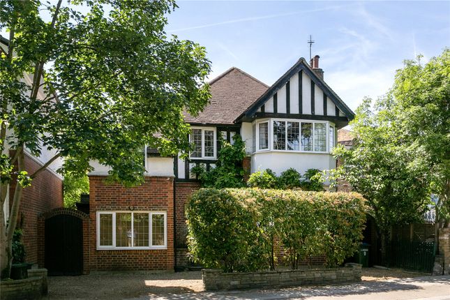 4 bed property, in Manor Road, £1,750,000