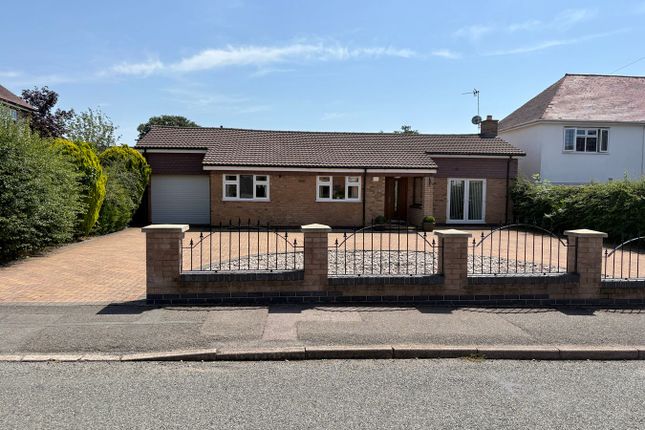3 bed property, in Leicester Road, £485,000
