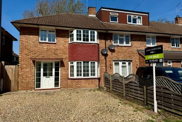 3 bed property, in Hunters Ride, £525,000