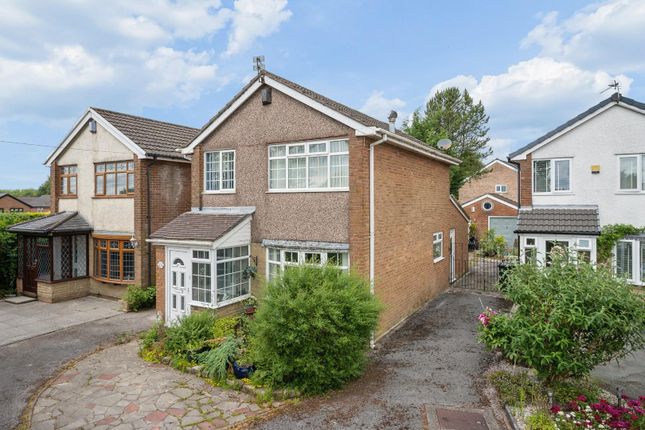 3 bed property, in Ashfield Grove, £280,000