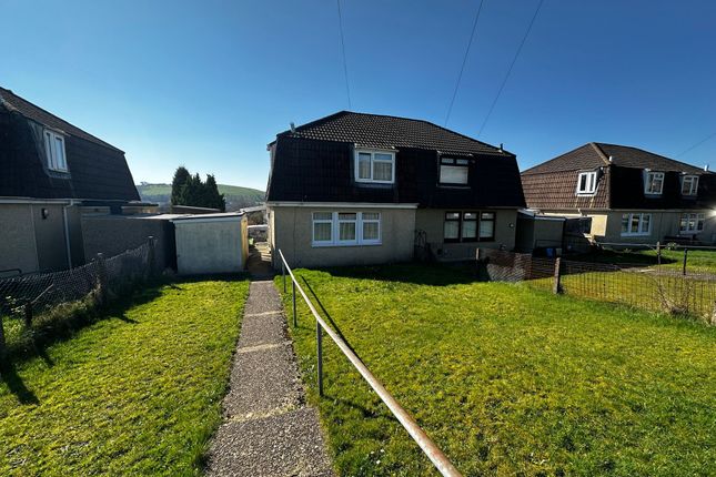3 bed property, in Heol Elfed, £115,000