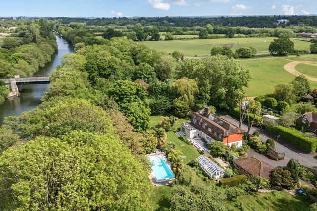 5 bed property, in Walton Lane, £2,000,000