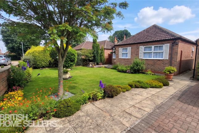 3 bed property, in Glebe Gardens, £285,000