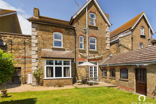 8 bed property, in Canterbury Road, £825,000