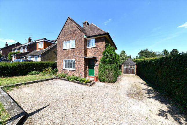 3 bed property, in Gipsy Lane, £650,000