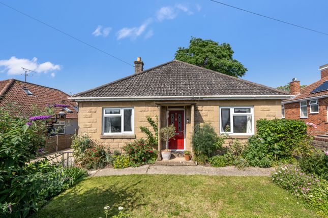 3 bed property, in Watercombe Lane, £425,000