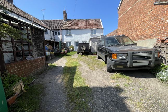 4 bed property, in Ditton Street, £250,000