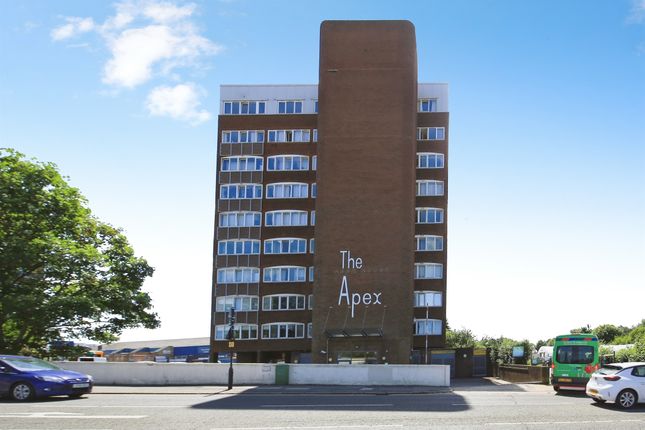 2 bed property, in Oundle Road, £135,000