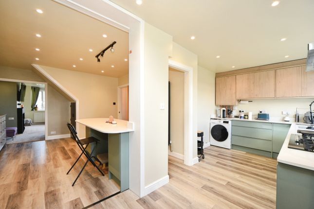 4 bed property, in Kingsand Road, £640,000