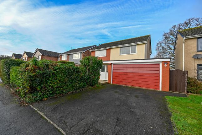 4 bed property, in Egdon Drive, £450,000