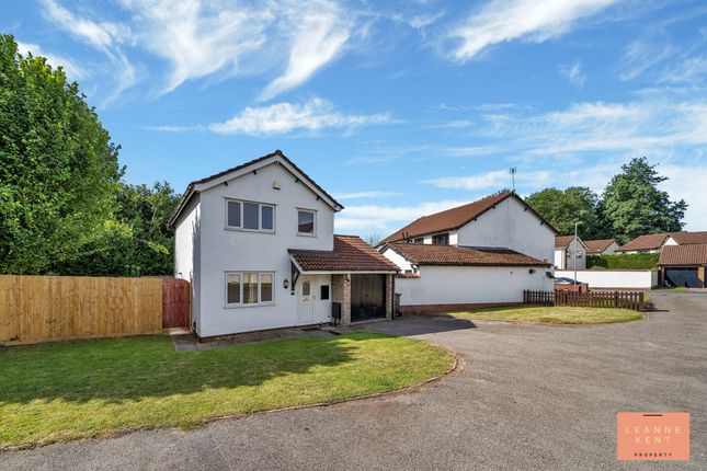 3 bed property, in Heritage Park, £325,000