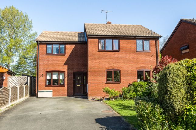 4 bed property, in Mortimer Drive, £450,000