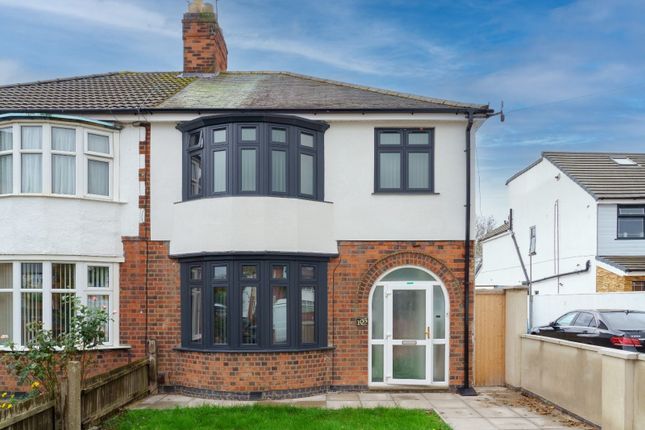 3 bed property, in Evington Drive, £345,000