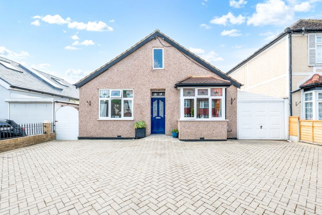 2 bed property, in Wandle Road, £650,000