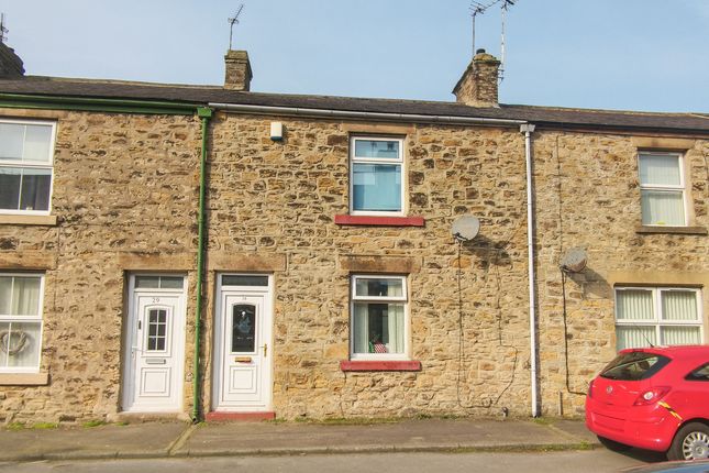 2 bed property, in Dixon Street, £72,000