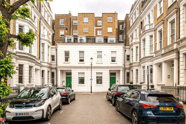 1 bed property, in Linden Gardens, £695,000