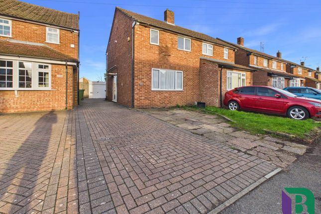 2 bed property, in Chesford Road, £300,000