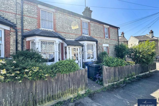 3 bed property, in Wrotham Road, £645,000