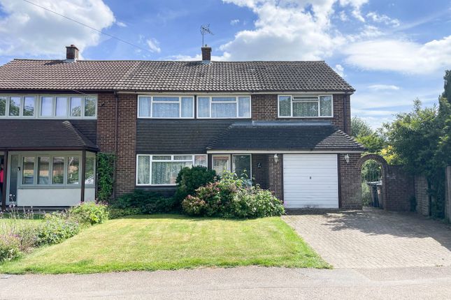 5 bed property, in Cox Ley, £515,000