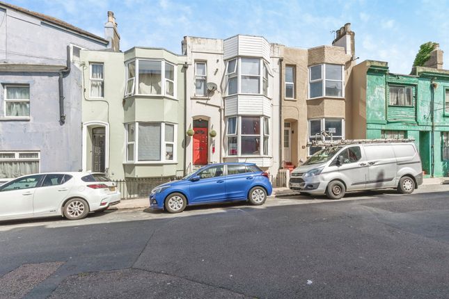 1 bed property, in Cornwallis Street, £130,000