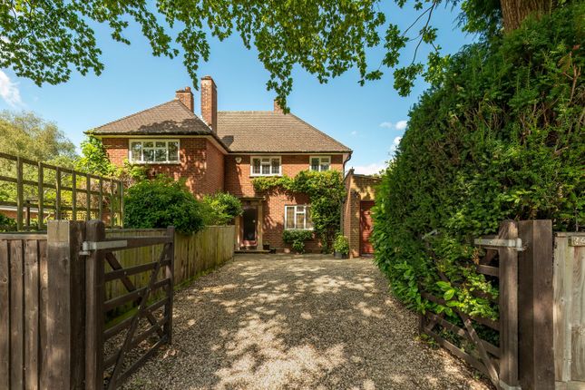 4 bed property, in Banbury Road, £1,250,000