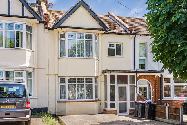 4 bed property, in Park Lane, £350,000