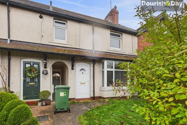 3 bed property, in Alexandra Road, £160,000