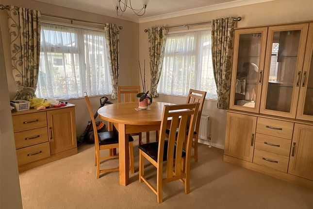 2 bed property, in Manston Court Road, £30,000