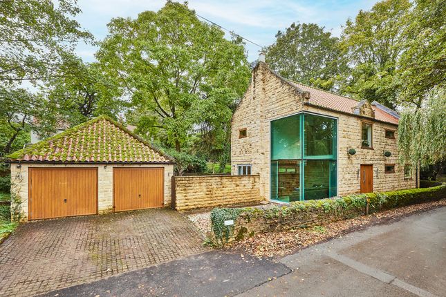 4 bed property, in The Abbes Walk, £540,000