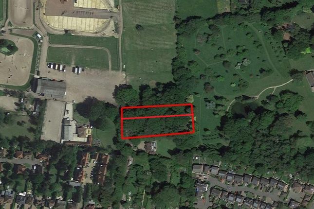 Studio, in 2 x Lands In Felbridge, £165,000