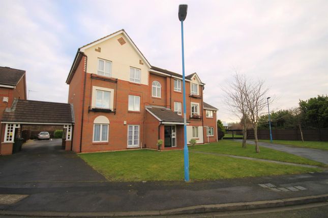 2 bed property, in Stonethwaite Close, £35,000