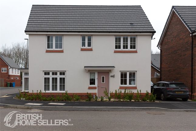 4 bed property, in Redstart Place, £360,000
