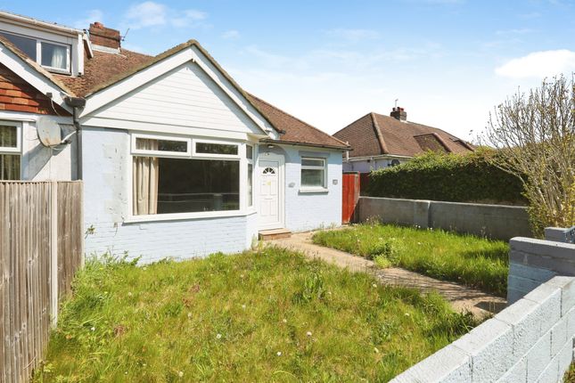 2 bed property, in Redlands Lane, £220,000