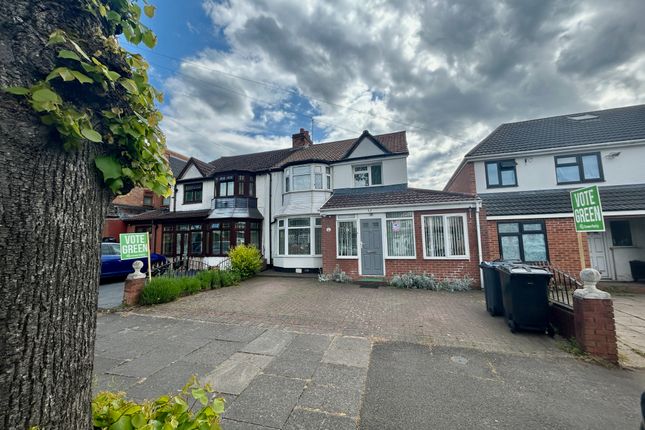 5 bed property, in Shaftmoor Lane, £420,000