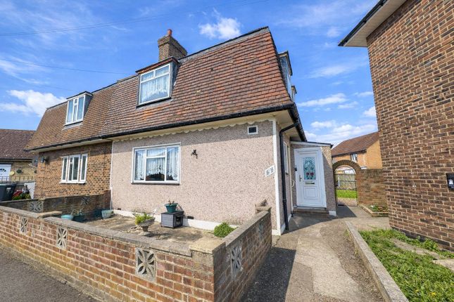 3 bed property, in Knapmill Road, £400,000