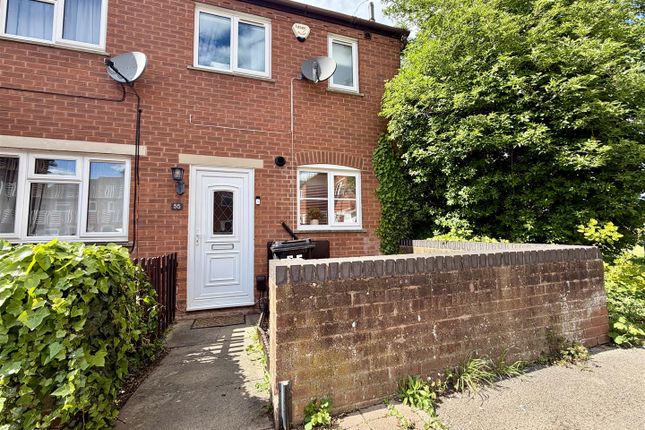 2 bed property, in Overbury Road, £200,000