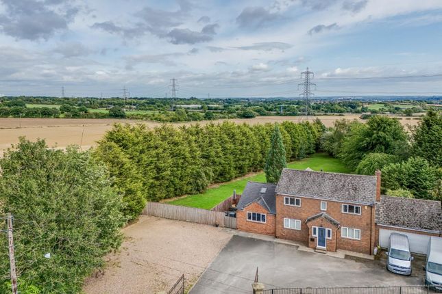 4 bed property, in Woodhouse Lane, £725,000