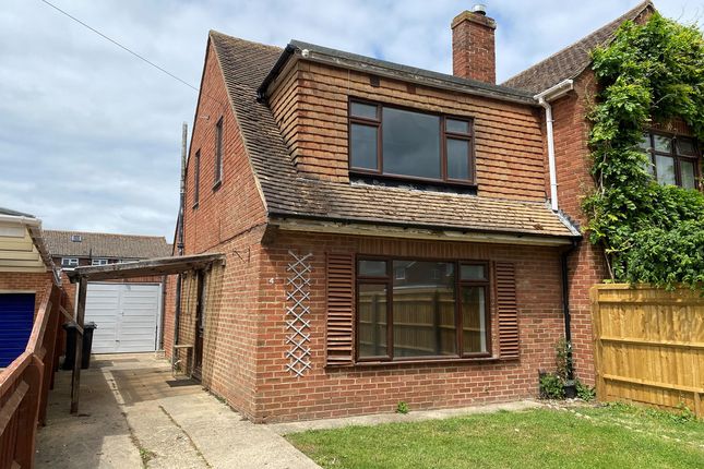 3 bed property, in Morse Road, £335,000
