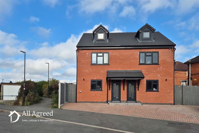 3 bed property, in Quenby Lane, £220,000