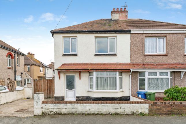 3 bed property, in Marsh Road, £120,000