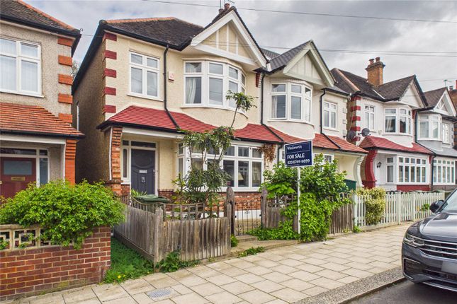 3 bed property, in Kirkstall Gardens, £875,000