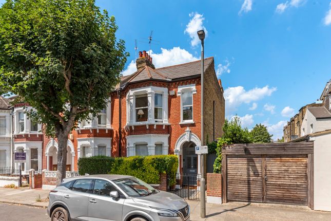 4 bed property, in Cicada Road, £1,375,000