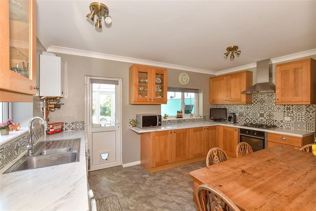 2 bed property, in Herne Bay Road, £350,000