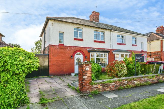 4 bed property, in Melbreck Road, £475,000
