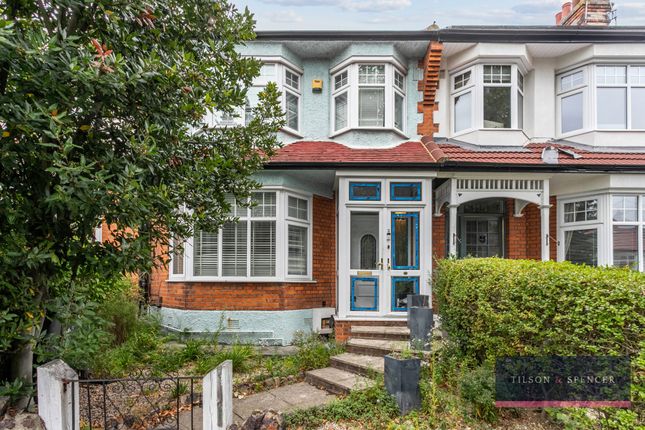 4 bed property, in Hawthorn Avenue, £715,000