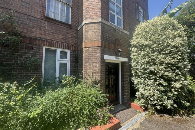 2 bed property, in Rosemary Gardens, £350,000