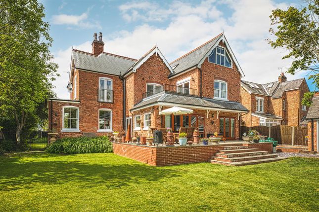5 bed property, in Station Road, £895,000