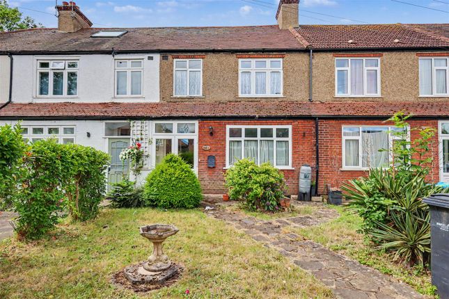 3 bed property, in Gordon Road, £450,000